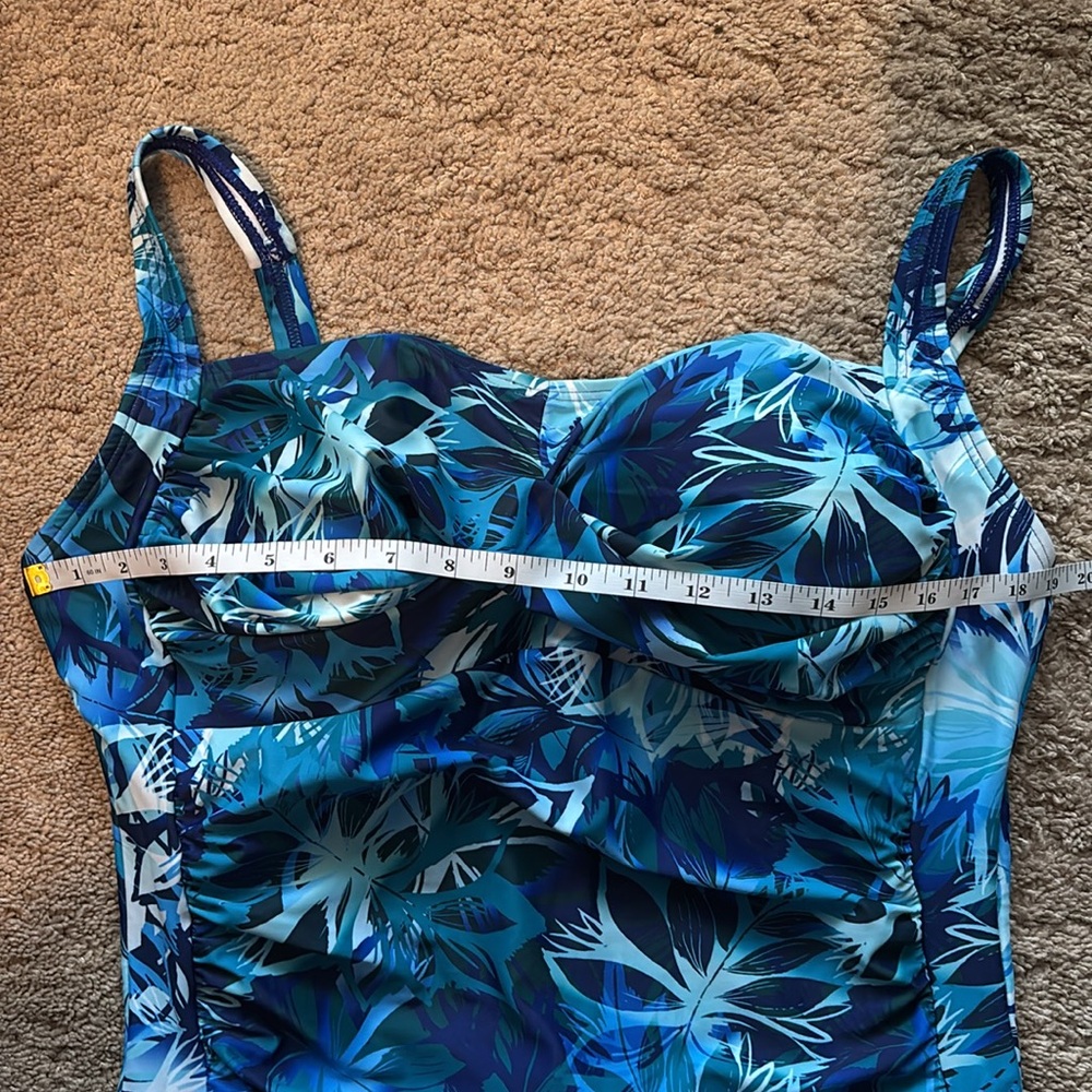 NWOT Swimsuits for All Blue and White Patterned One Piece Size 22 - Picture 8 of 9